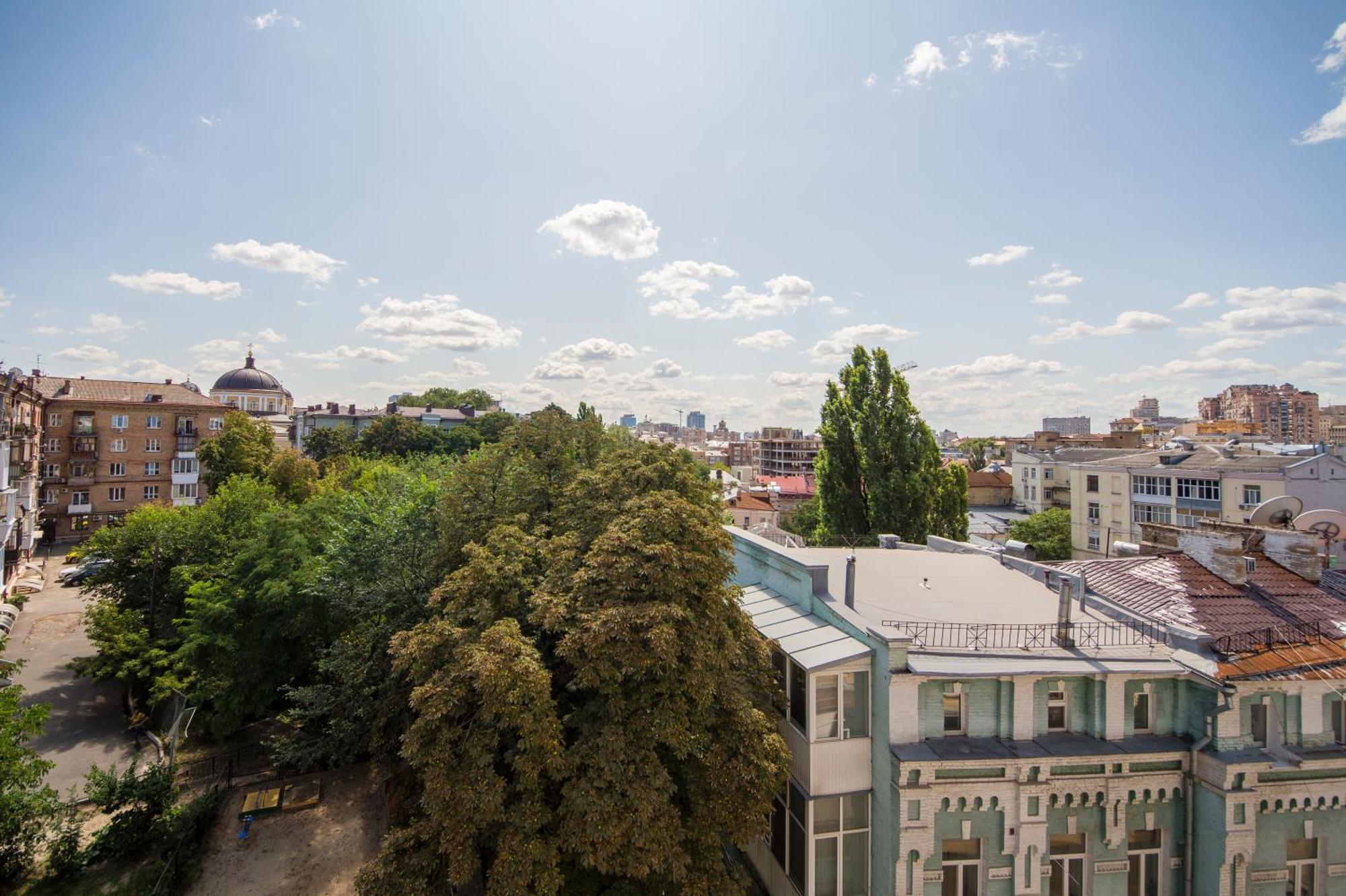 Dayflat Apartments On Mykhailivs'Ka Киев Экстерьер фото